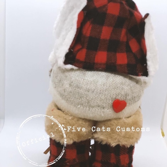 Handcrafted “Acadia “ Gnome - Picture 2 of 2